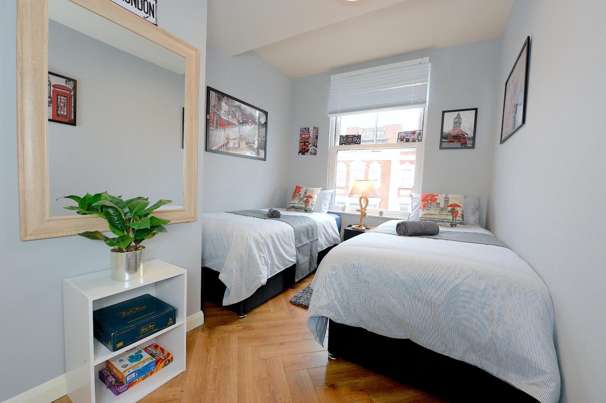 2 Bedroom Flat In Wood Green Piccadilly Line لندن المظهر الخارجي الصورة