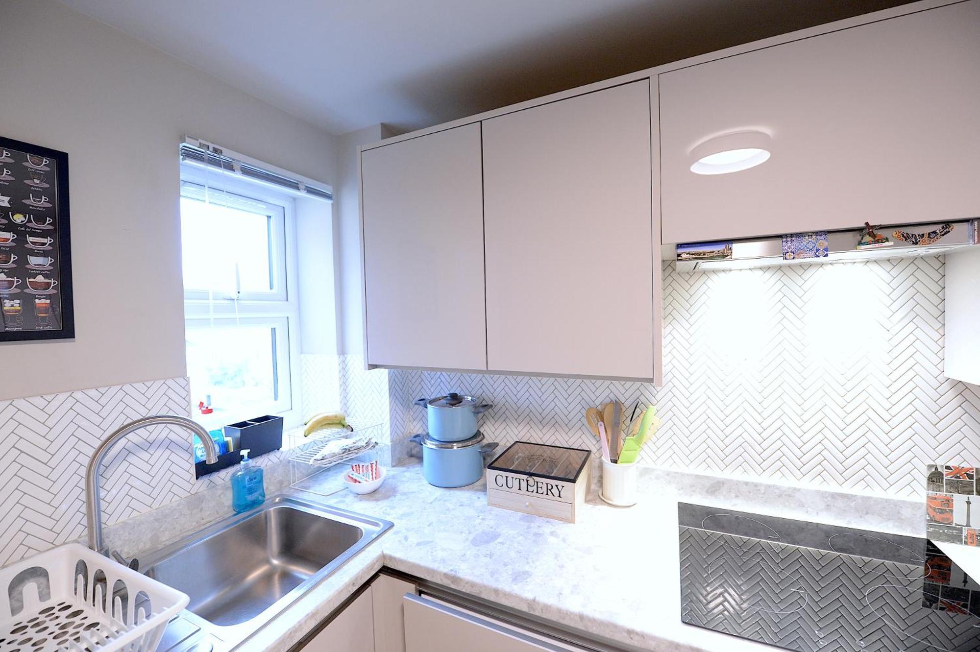 2 Bedroom Flat In Wood Green Piccadilly Line لندن المظهر الخارجي الصورة